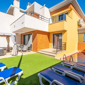 Hébergement de vacances Cozy With Pool And Barbecue, Albufeira